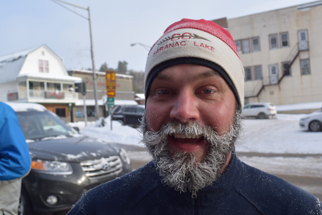 Cold turkey Hundreds run in zerodegree Turkey Trot News, Sports